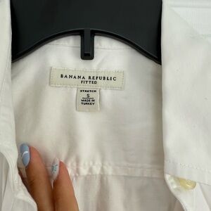Banana Republic Classic White Shirt